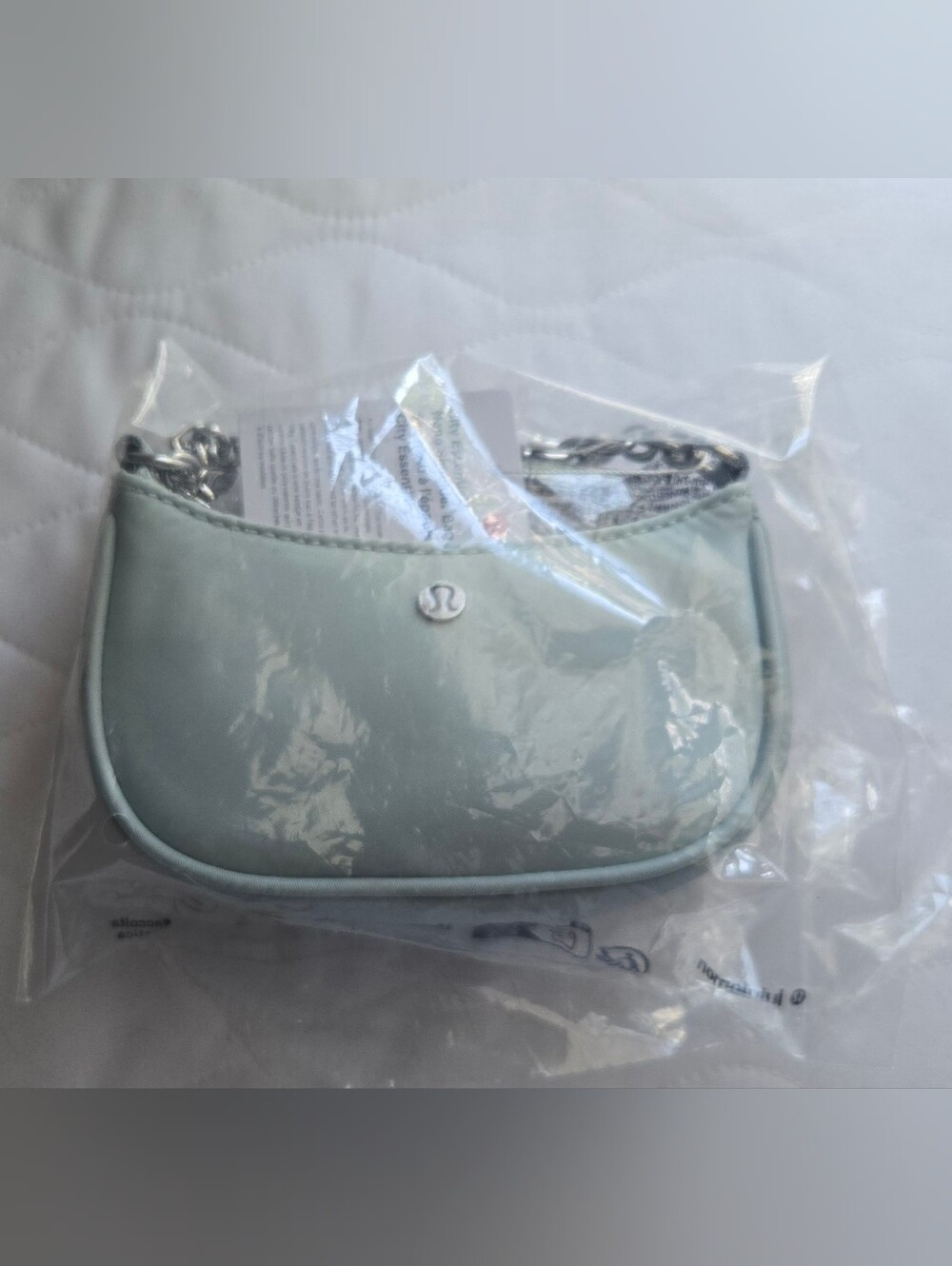 NWT!! LULULEMON CITY ESSENTIALS NANO BAG - PELICAN (MINT GREEN) - BRAND NEW - Picture 6 of 6